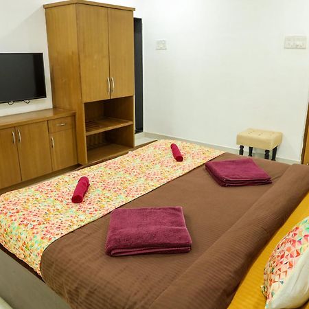 Surya Kiran Miramar Bed and Breakfast Panaji Δωμάτιο φωτογραφία