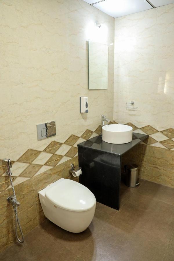 Surya Kiran Miramar Bed and Breakfast Panaji Εξωτερικό φωτογραφία