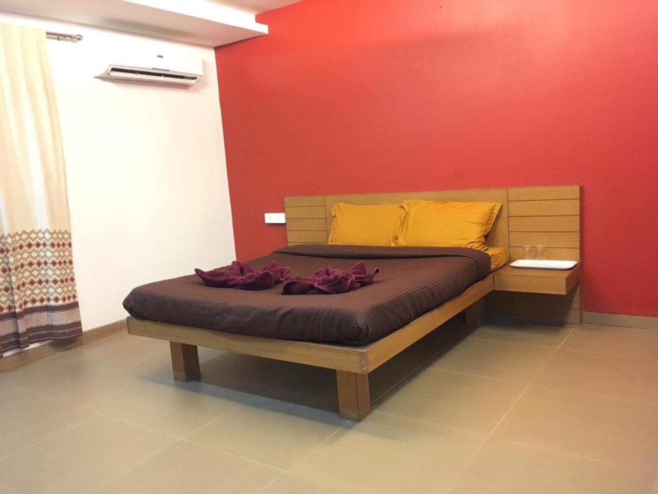 Surya Kiran Miramar Bed and Breakfast Panaji Εξωτερικό φωτογραφία