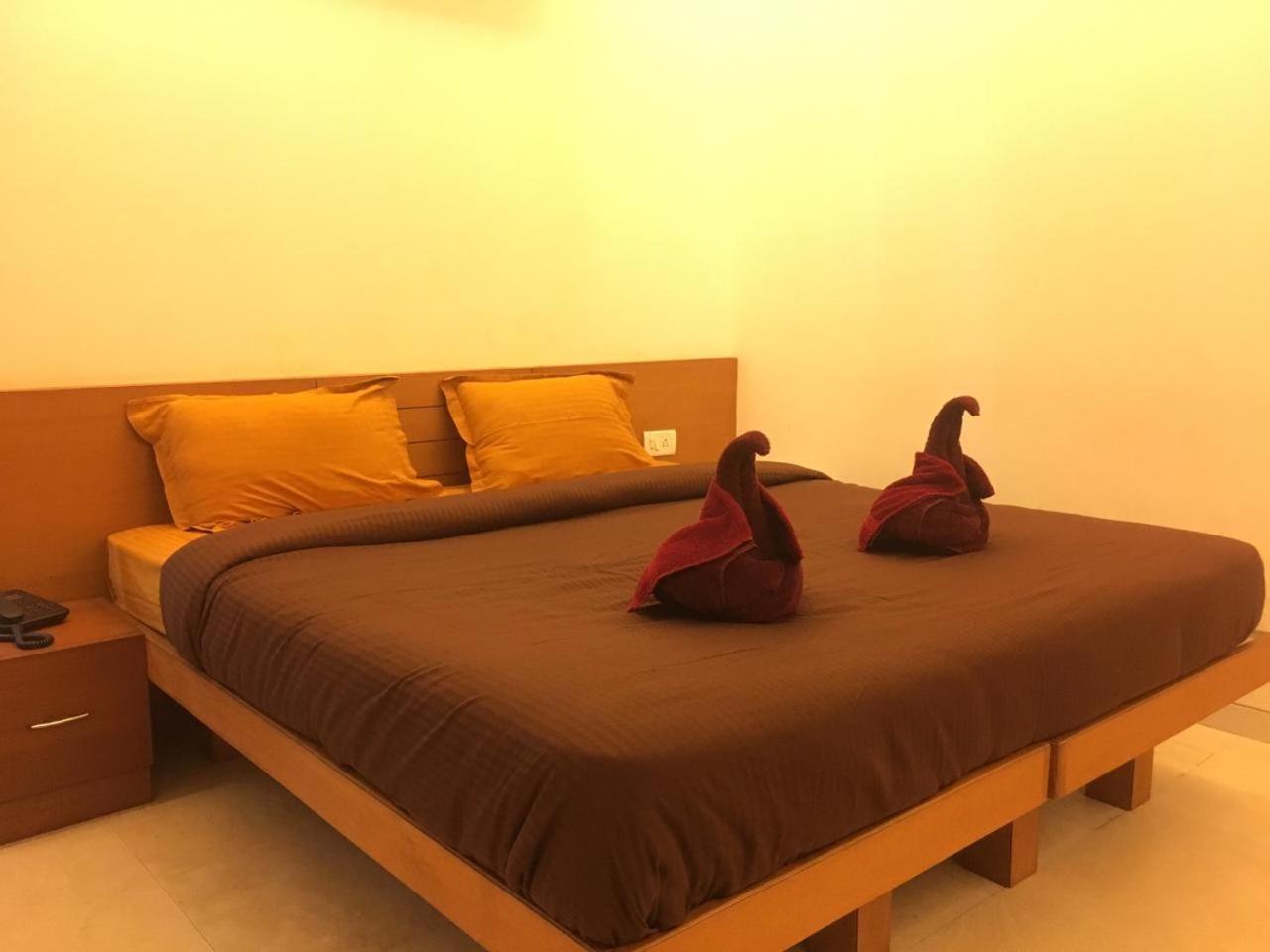 Surya Kiran Miramar Bed and Breakfast Panaji Εξωτερικό φωτογραφία