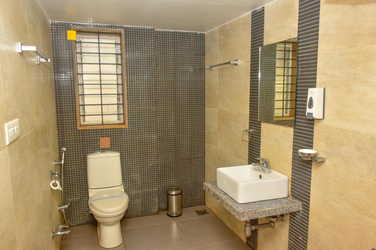 Surya Kiran Miramar Bed and Breakfast Panaji Εξωτερικό φωτογραφία