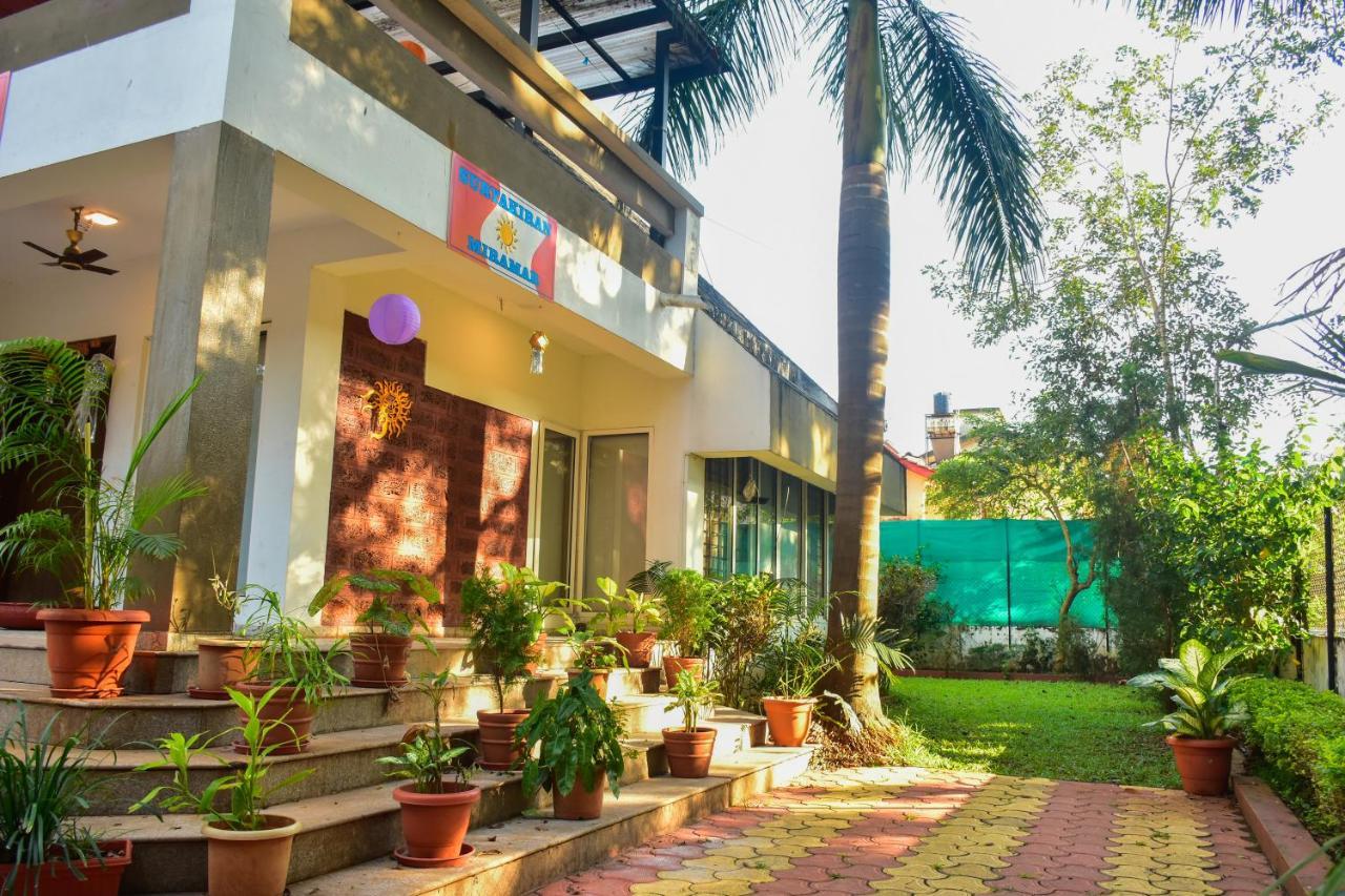 Surya Kiran Miramar Bed and Breakfast Panaji Εξωτερικό φωτογραφία