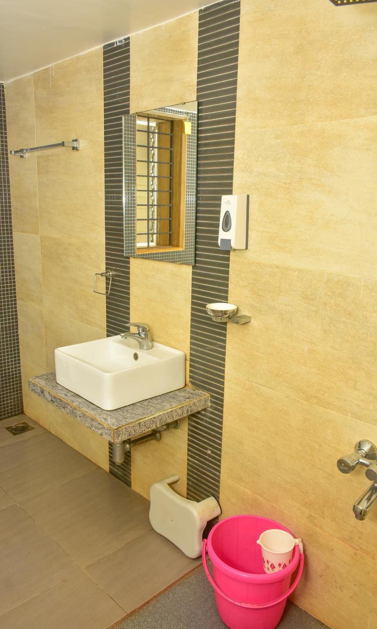 Surya Kiran Miramar Bed and Breakfast Panaji Εξωτερικό φωτογραφία