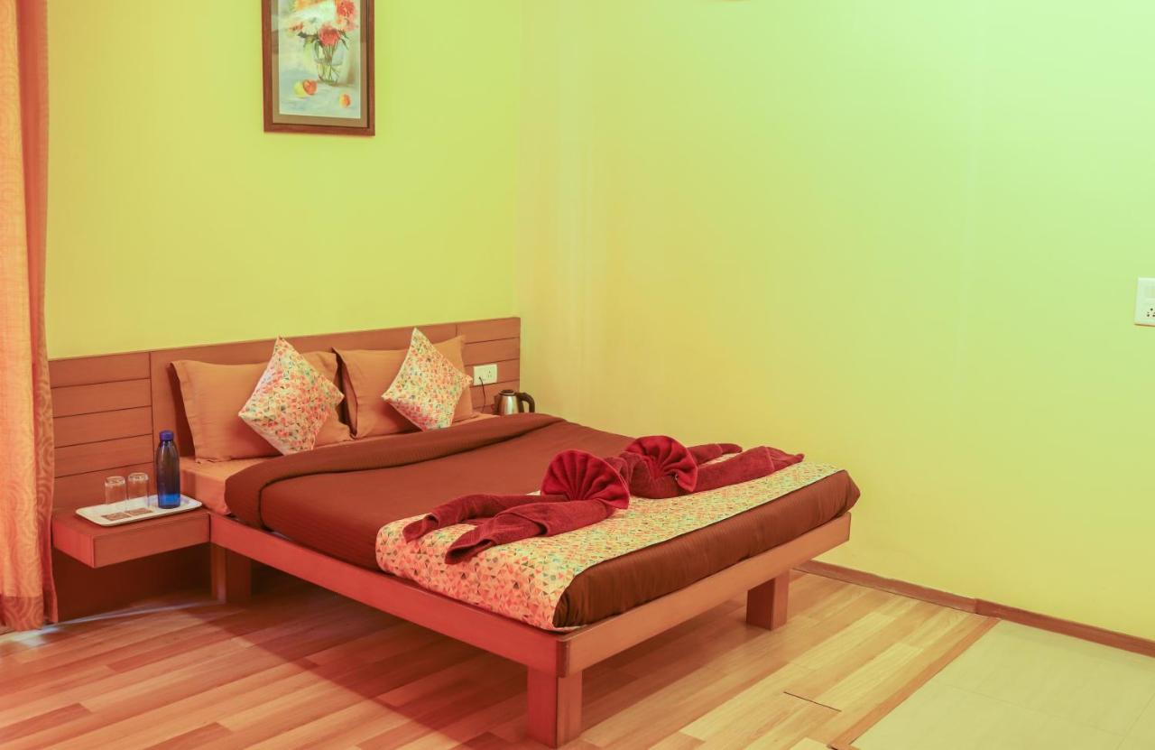 Surya Kiran Miramar Bed and Breakfast Panaji Εξωτερικό φωτογραφία
