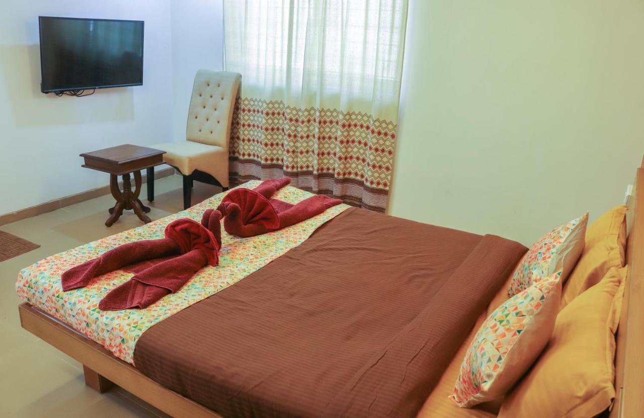 Surya Kiran Miramar Bed and Breakfast Panaji Εξωτερικό φωτογραφία